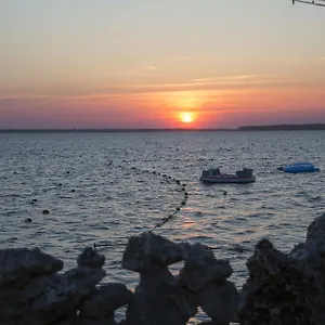 Hotel Seacrets